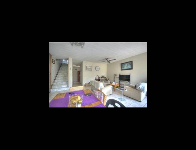 3 BEDROOM TOWNHOUSE FOR SALE IN BRACKENDOWNS